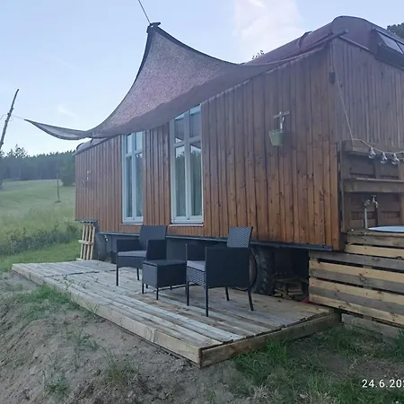 Luxussátor Utulna Maringotka Dolni Mesto